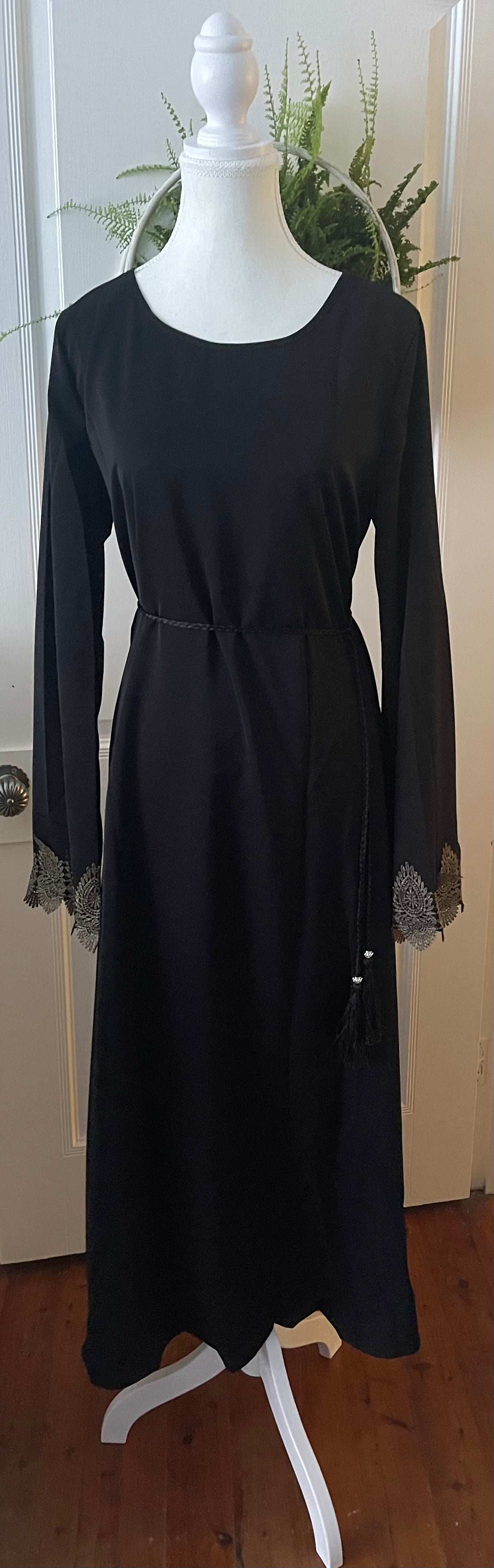 Light-Weight Black Closed Abaya with Bronze Lace Cuff