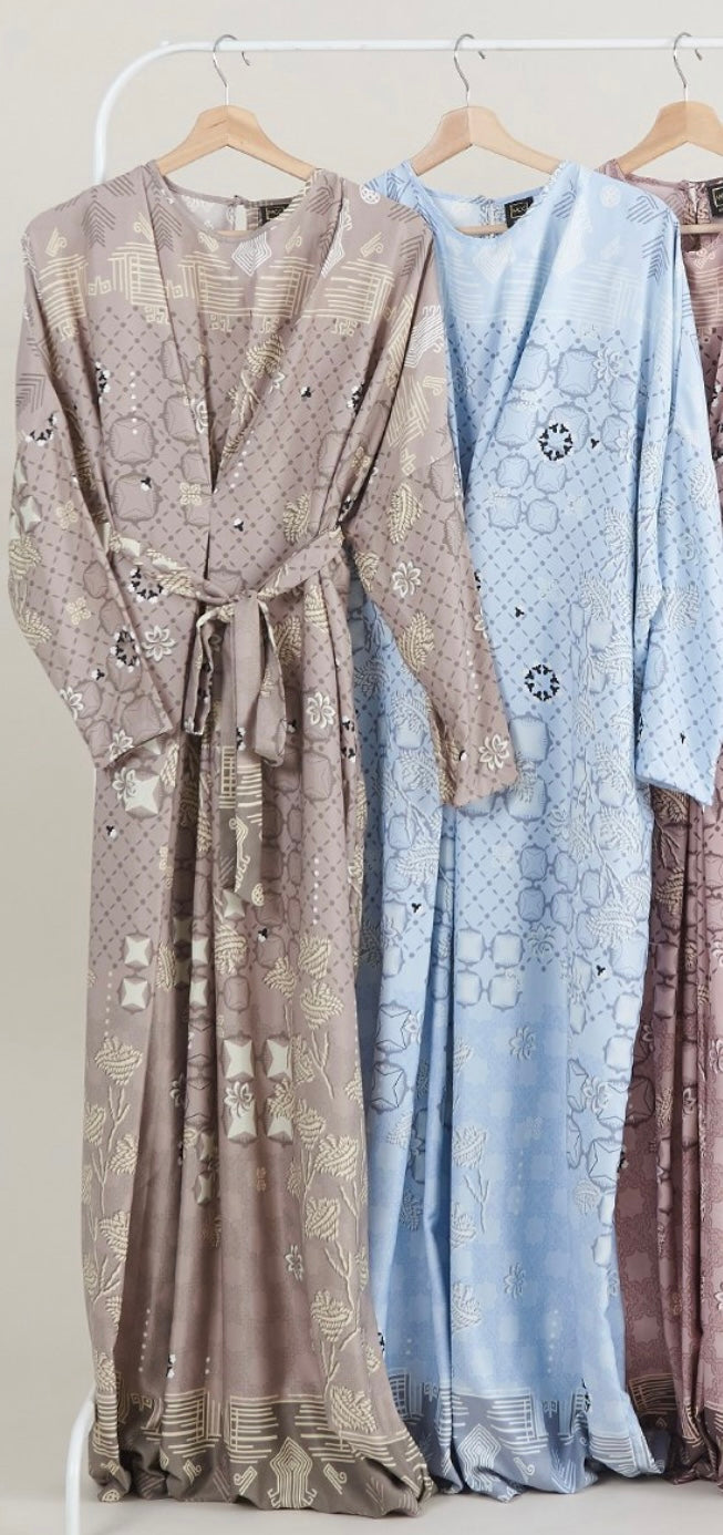 Tailored Kaftan in Smokey Taupe