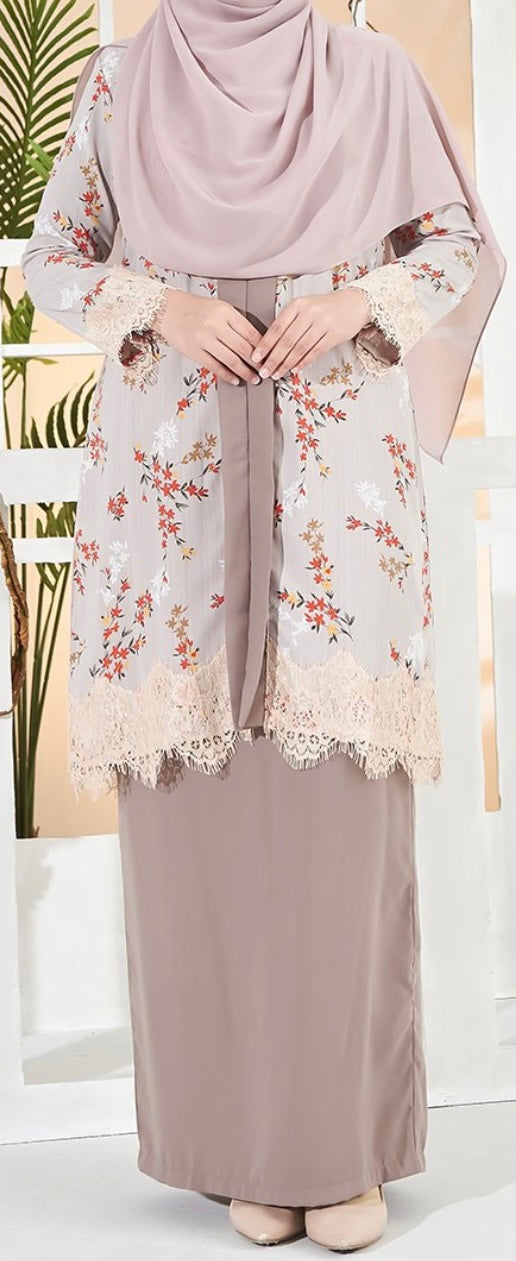 Baju Kebarung in Oyster Nude