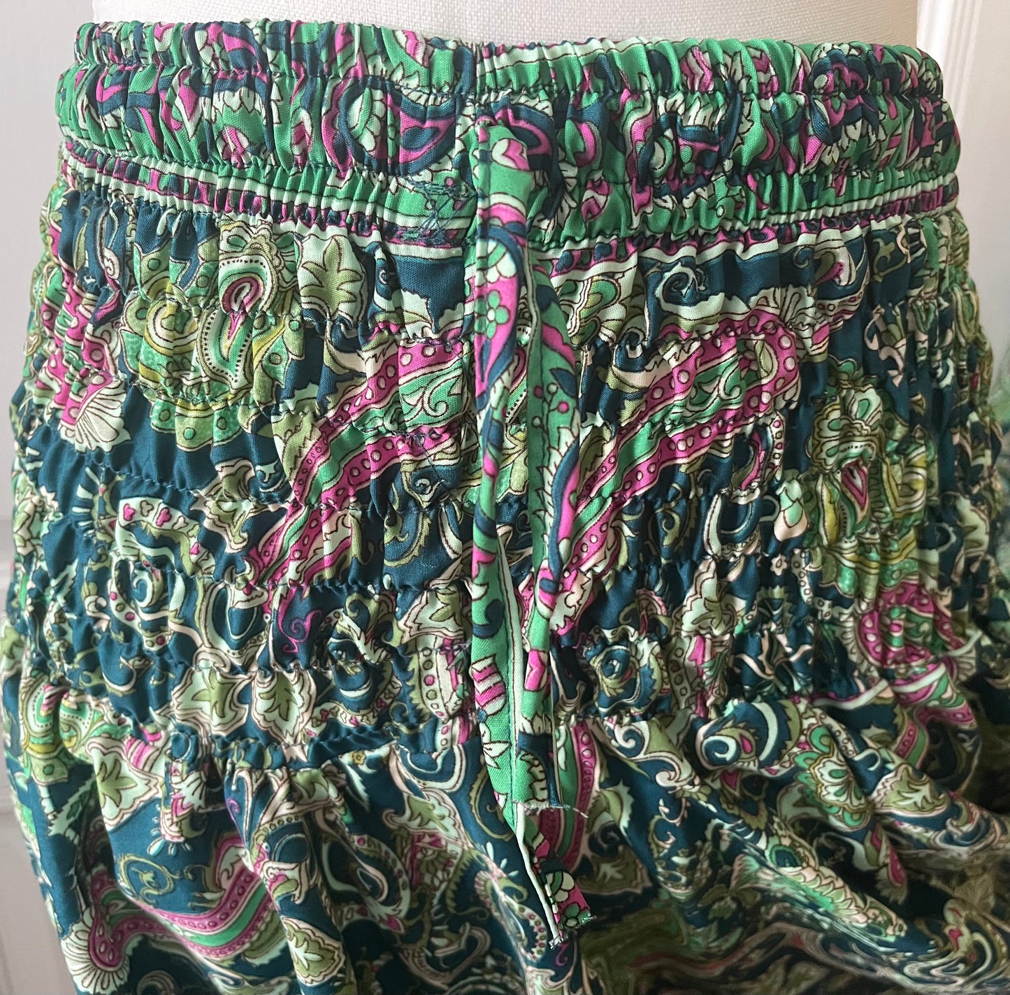 Green Paisley Design Aladdin Pants