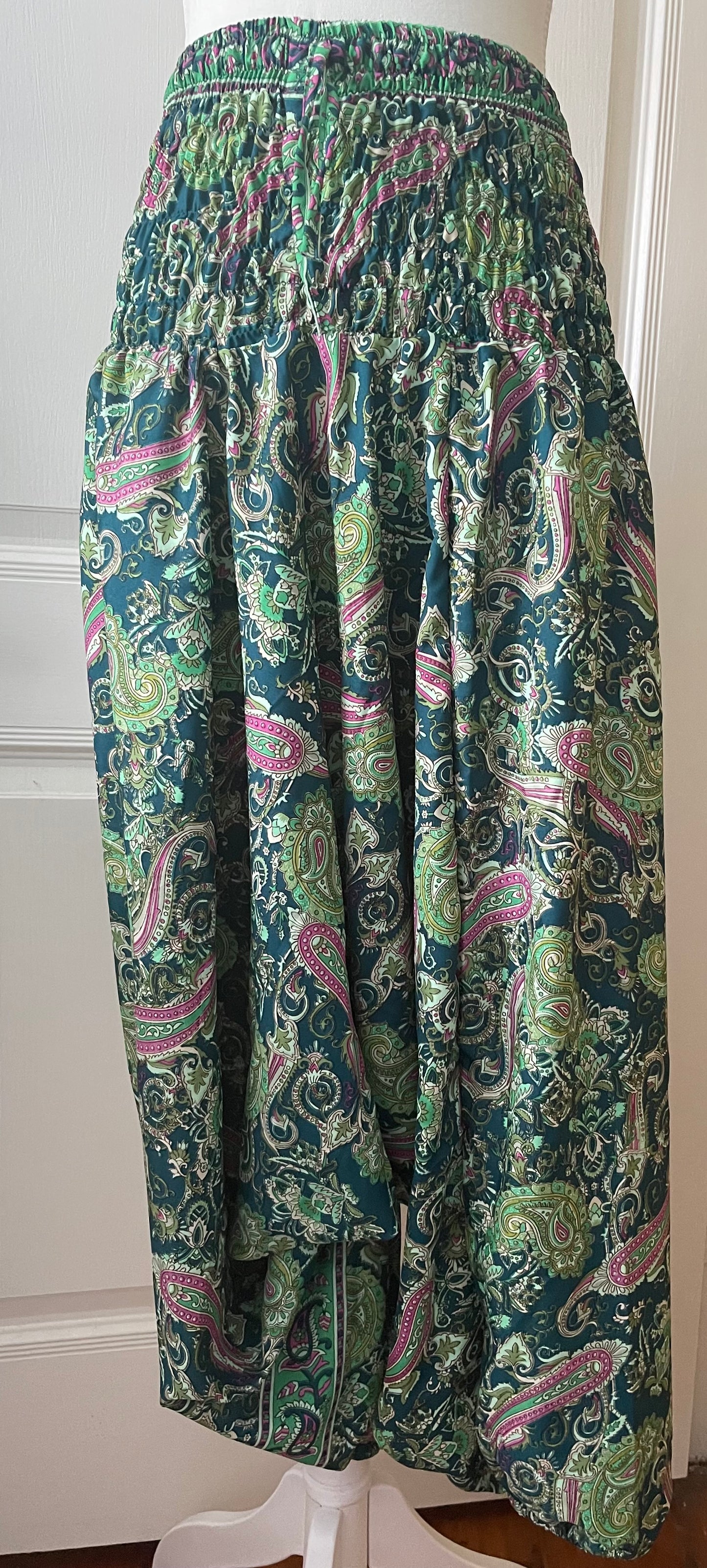 Green Paisley Design Aladdin Pants