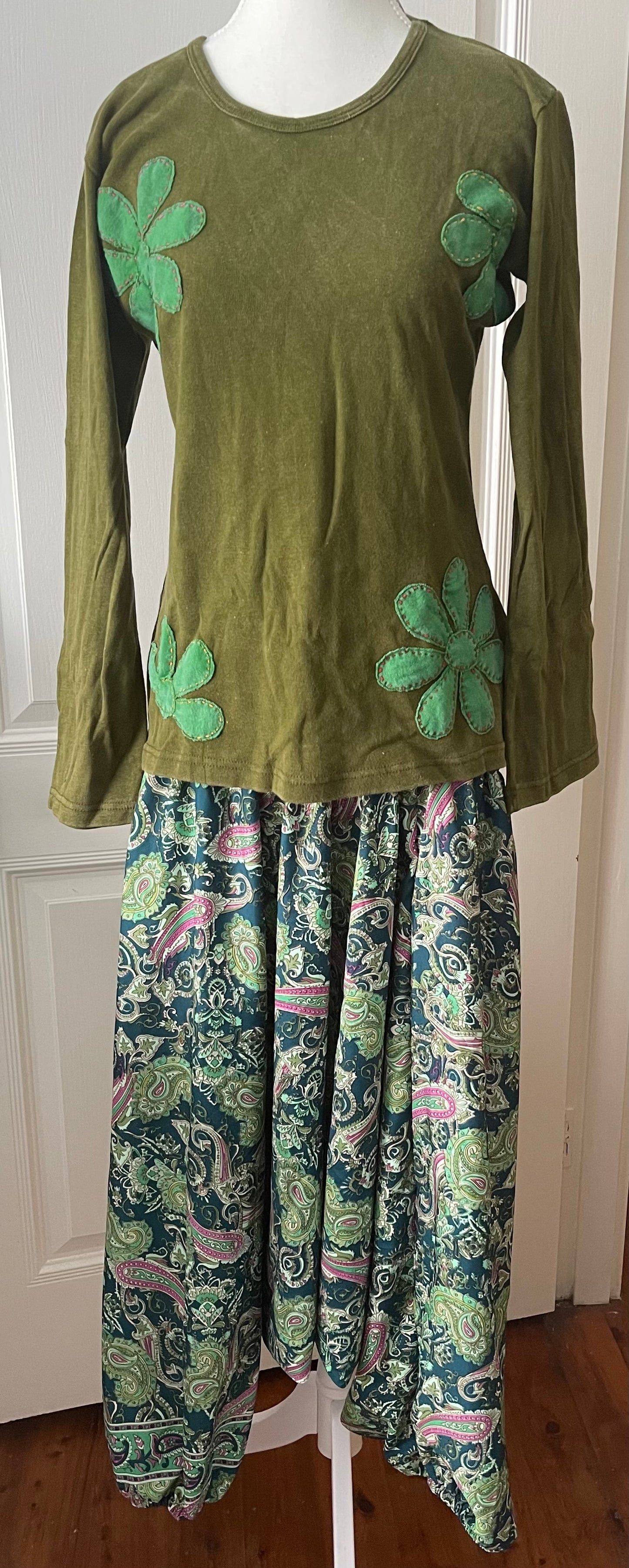 Green Paisley Design Aladdin Pants