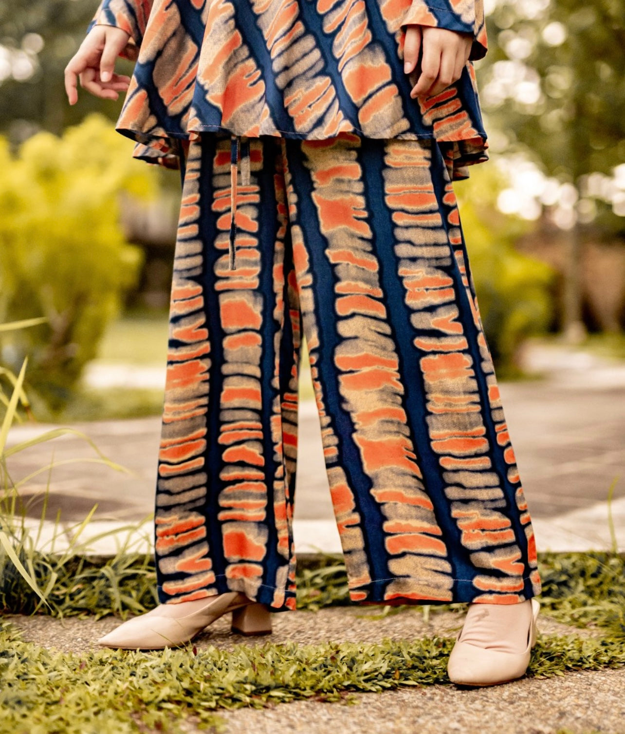Cotton Rayon Ikat Inspired Suit in Navy Blue