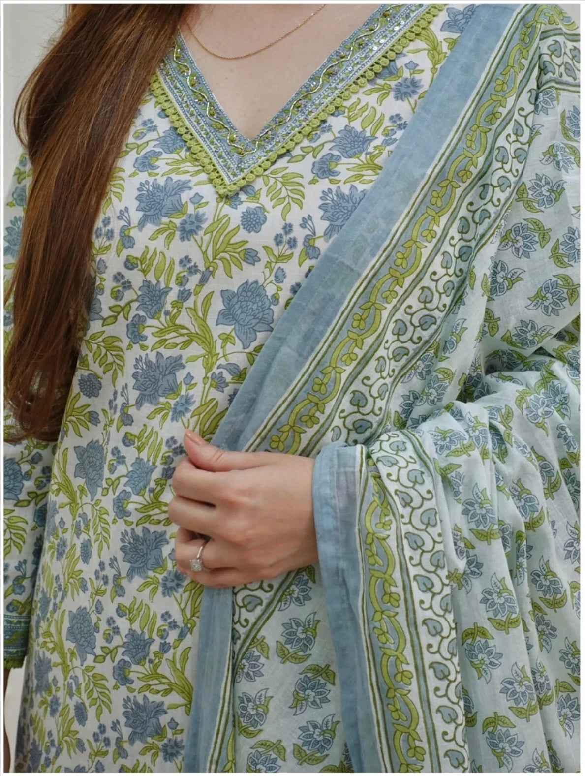 Traditionally Silhouetted Afghani Salwar Kameez