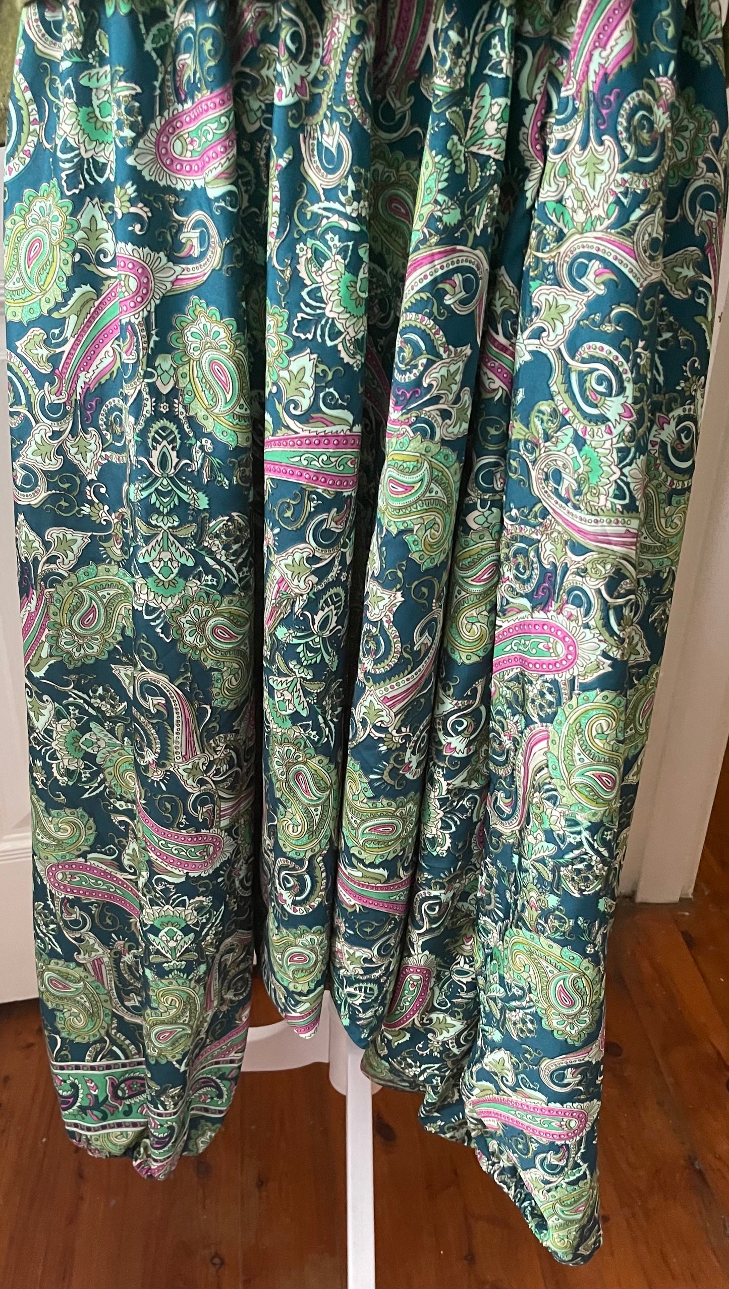 Green Paisley Design Aladdin Pants